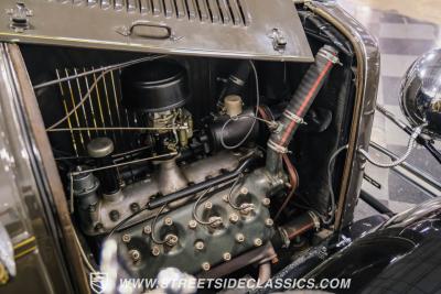1932 Ford Model 18 V-8 Roadster Deluxe