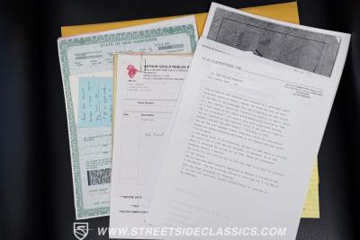 1932 Ford Model 18 V-8 Roadster Deluxe