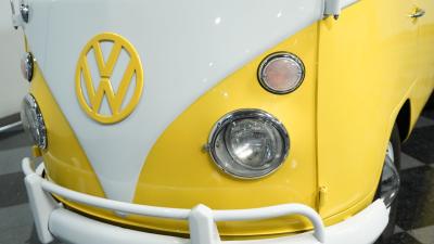 1966 Volkswagen 13 Window Deluxe Walkthrough Bus