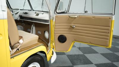 1966 Volkswagen 13 Window Deluxe Walkthrough Bus