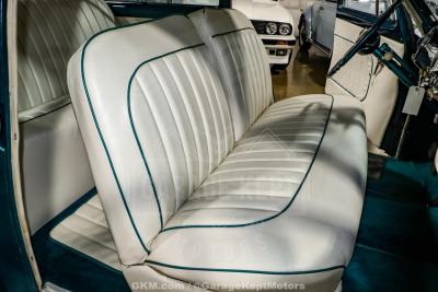 1950 Ford 2 Door Sedan