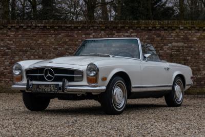 1970 Mercedes - Benz SL 280 Pagode