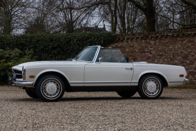 1970 Mercedes - Benz SL 280 Pagode