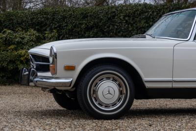 1970 Mercedes - Benz SL 280 Pagode