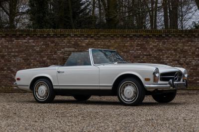 1970 Mercedes - Benz SL 280 Pagode