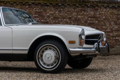 1970 Mercedes - Benz SL 280 Pagode