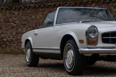 1970 Mercedes - Benz SL 280 Pagode