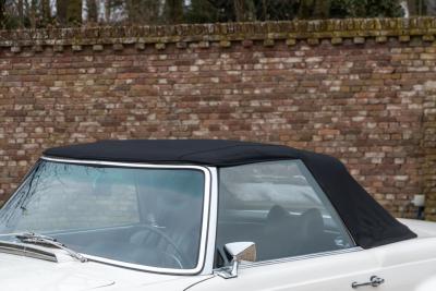 1970 Mercedes - Benz SL 280 Pagode