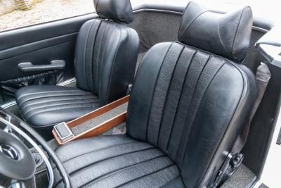 1970 Mercedes - Benz SL 280 Pagode