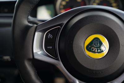 2022 Lotus Evora 
