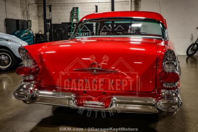 1957 Pontiac Chieftain