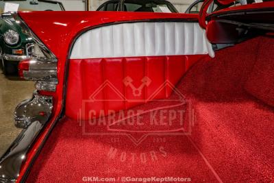 1957 Pontiac Chieftain