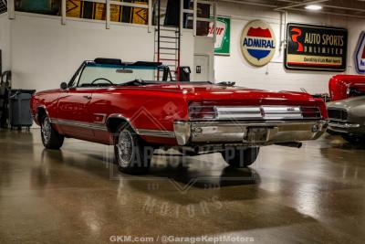 1965 Oldsmobile Cutlass 442 Convertible