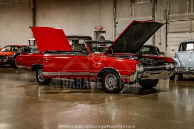 1965 Oldsmobile Cutlass 442 Convertible