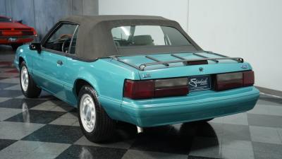 1992 Ford Mustang LX Convertible