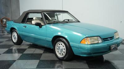 1992 Ford Mustang LX Convertible