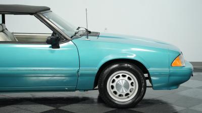 1992 Ford Mustang LX Convertible