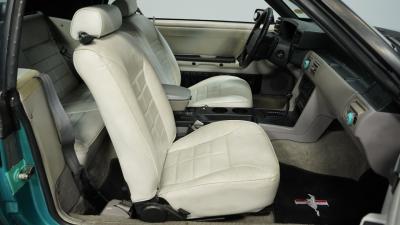 1992 Ford Mustang LX Convertible