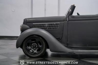 1935 Ford Cabriolet Restomod