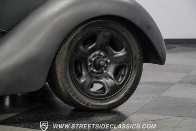 1935 Ford Cabriolet Restomod