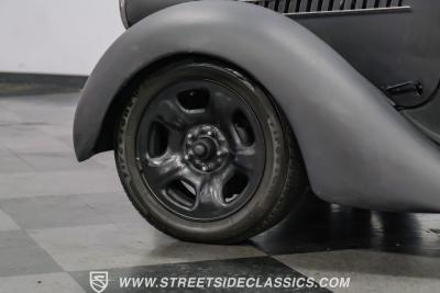 1935 Ford Cabriolet Restomod