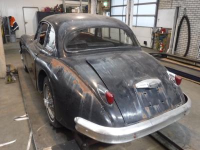 1959 Jaguar XK 150 Coup&eacute; black to restore