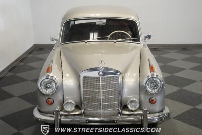 1958 Mercedes - Benz 219