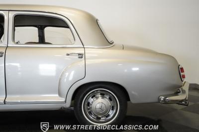 1958 Mercedes - Benz 219