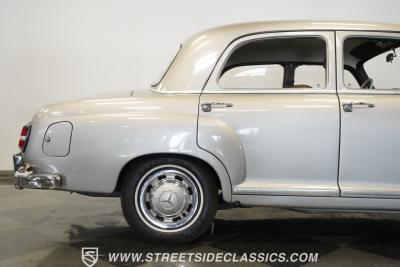 1958 Mercedes - Benz 219