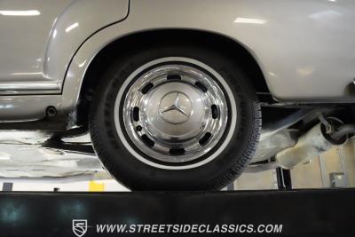 1958 Mercedes - Benz 219