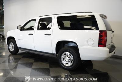 2011 Chevrolet Suburban 2500 4X4