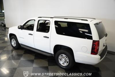2011 Chevrolet Suburban 2500 4X4