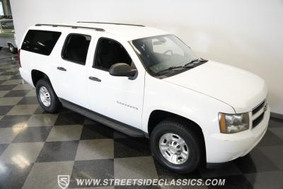 2011 Chevrolet Suburban 2500 4X4