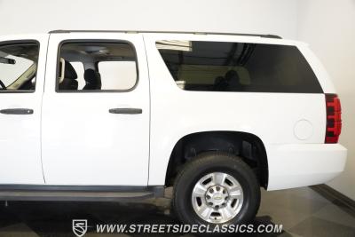 2011 Chevrolet Suburban 2500 4X4