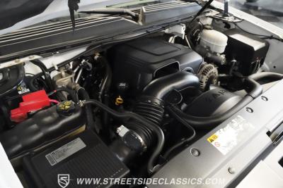 2011 Chevrolet Suburban 2500 4X4