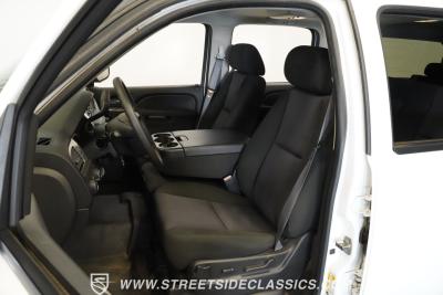 2011 Chevrolet Suburban 2500 4X4