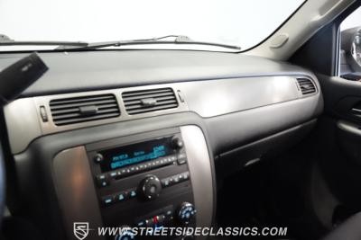 2011 Chevrolet Suburban 2500 4X4