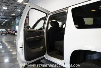 2011 Chevrolet Suburban 2500 4X4