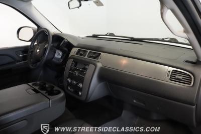 2011 Chevrolet Suburban 2500 4X4