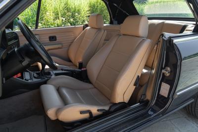 1989 BMW E30 CABRIOLET