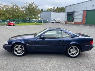 1999 Mercedes - Benz SL320