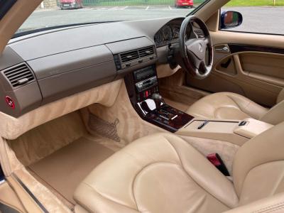 1999 Mercedes - Benz SL320