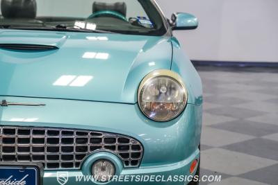 2002 Ford Thunderbird