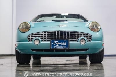 2002 Ford Thunderbird