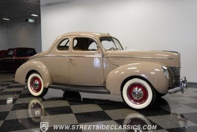 1940 Ford Deluxe Business Coupe