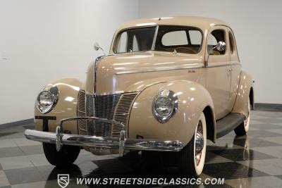 1940 Ford Deluxe Business Coupe