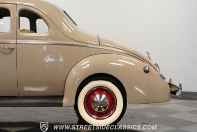 1940 Ford Deluxe Business Coupe