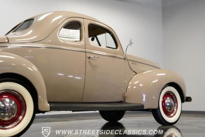 1940 Ford Deluxe Business Coupe