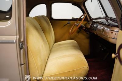 1940 Ford Deluxe Business Coupe