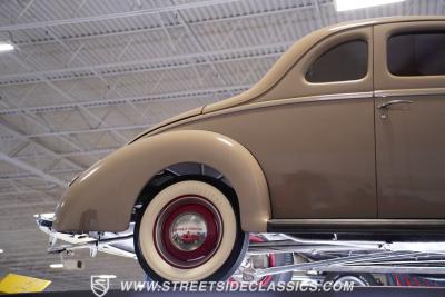 1940 Ford Deluxe Business Coupe